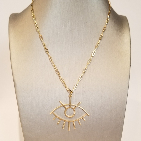 Trendy Chic Evil Eye Paperclip Toggle Necklace NEW - Picture 3 of 8